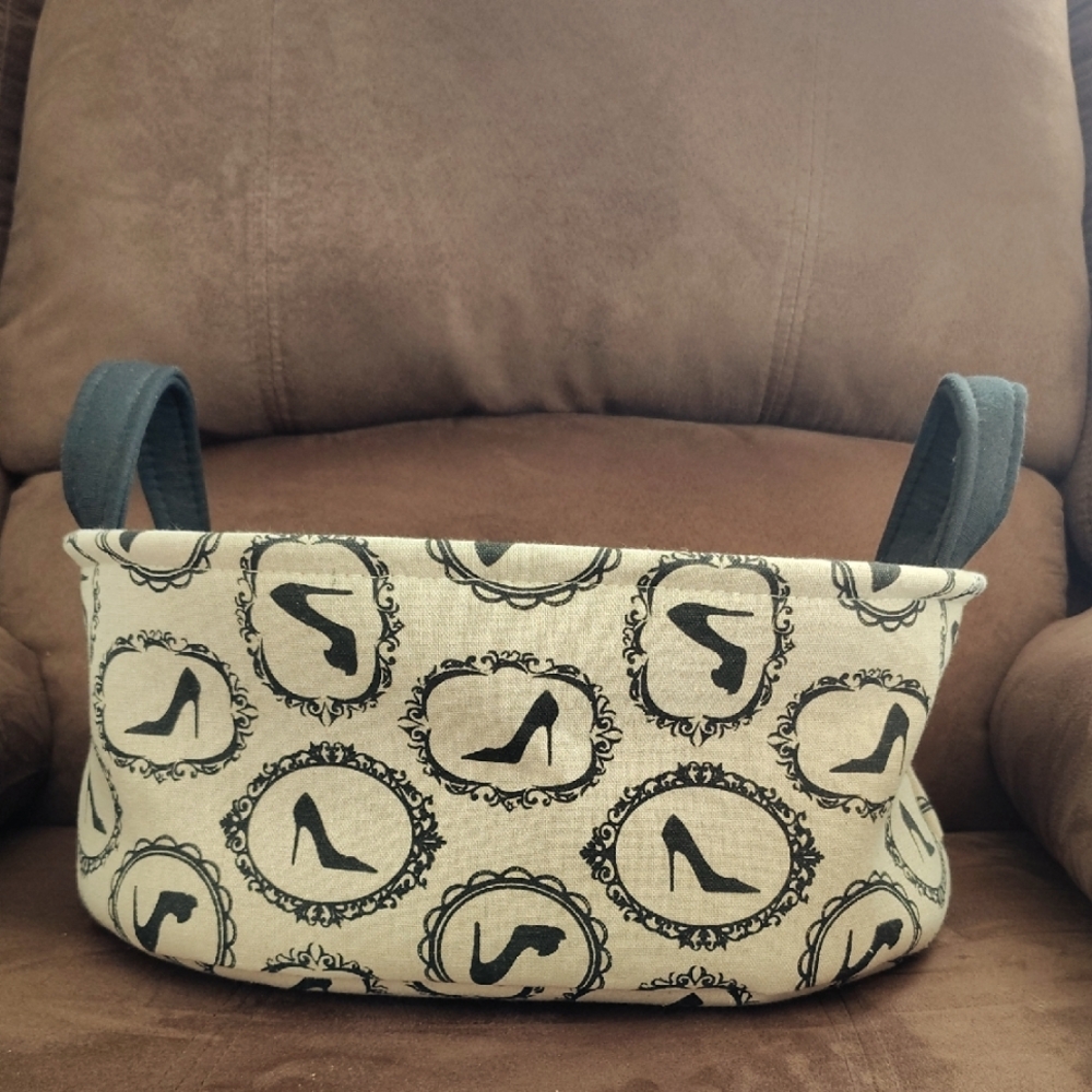 TM Designs Black and Cream Canvas Shoe Print Tote